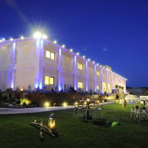 different-out-19_original